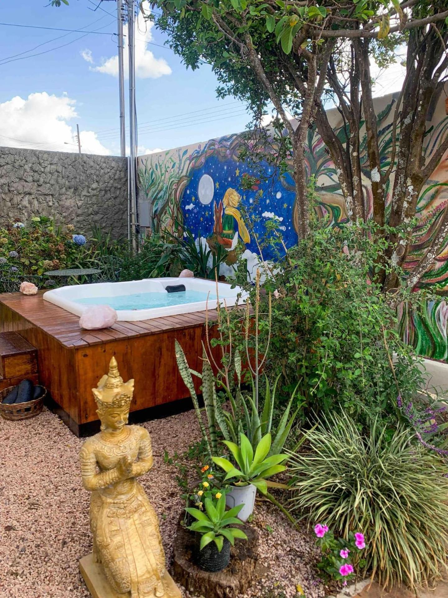 Private Cosmic Villa! 2 Homes, Yoga Room & Jacuzzi! Alto Paraíso de Goiás Eksteriør billede
